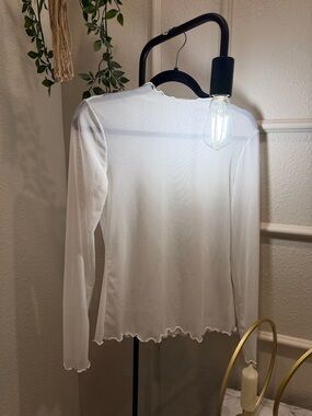 Amazon White Long-Sleeve Sheer Lettuce-Edge Top
